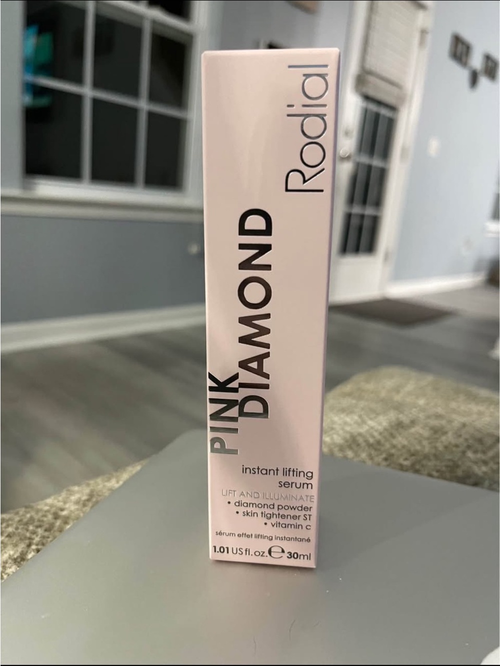 Rodial Pink Diamond Instant Lifting Serum - Pale Pink